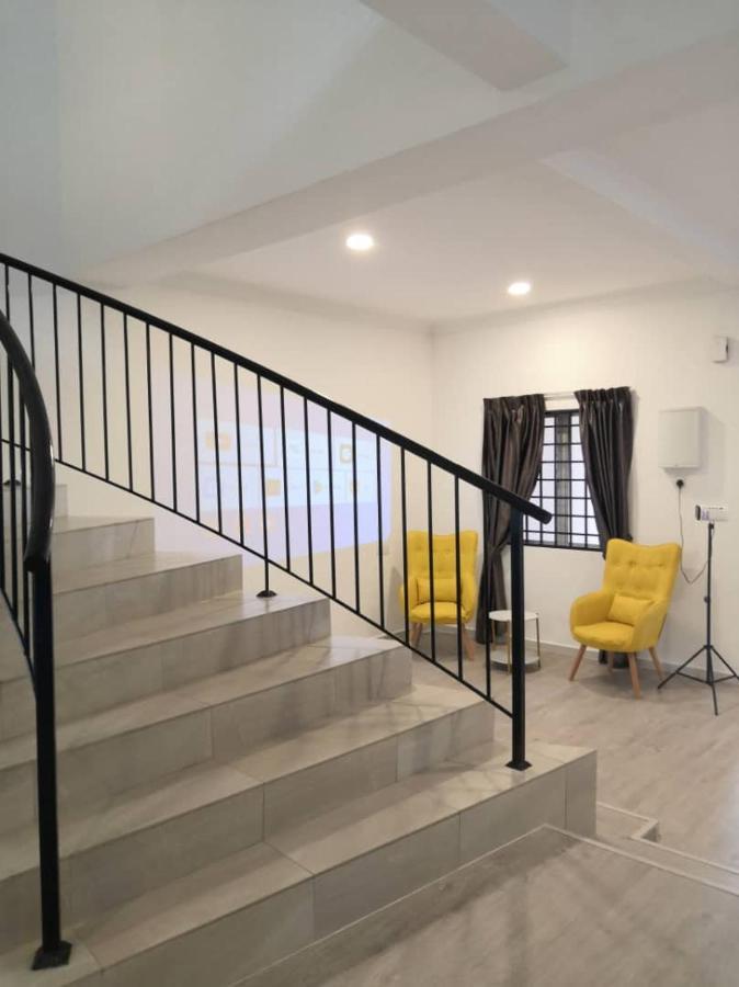 Ipoh Family Villa-Spacious Stay For 21 Or 42Pax Экстерьер фото
