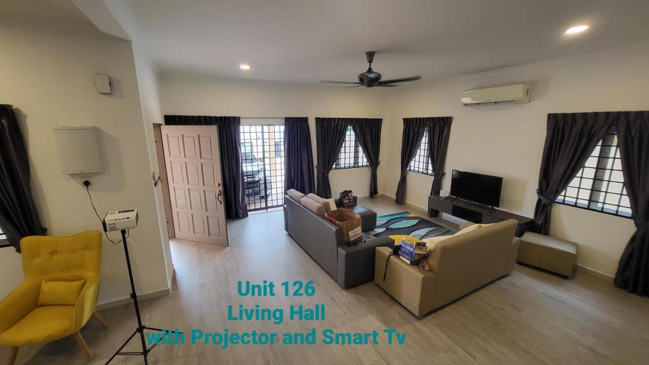 Ipoh Family Villa-Spacious Stay For 21 Or 42Pax Экстерьер фото