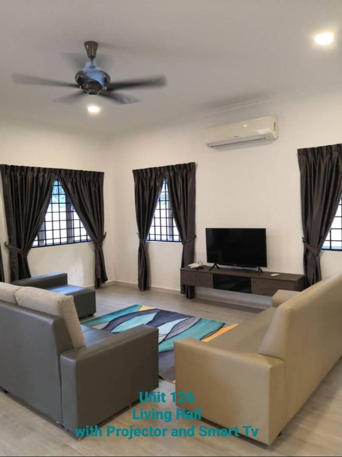 Ipoh Family Villa-Spacious Stay For 21 Or 42Pax Экстерьер фото
