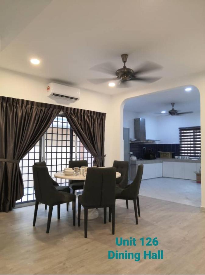 Ipoh Family Villa-Spacious Stay For 21 Or 42Pax Экстерьер фото